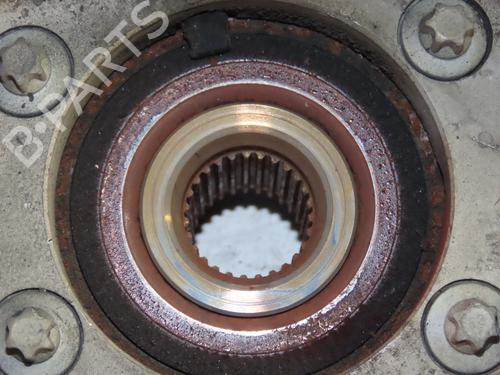 Used Left rear steering knuckle MERCEDES-BENZ C-CLASS (W205) C 200 d (205.001) (160 hp) 30980151