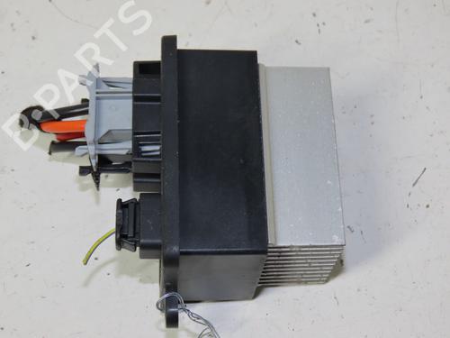 Used Heater resistor PEUGEOT 3008 II SUV (MC_, MR_, MJ_, M4_) 1.5 BlueHDi 130 (131 hp) 17086091