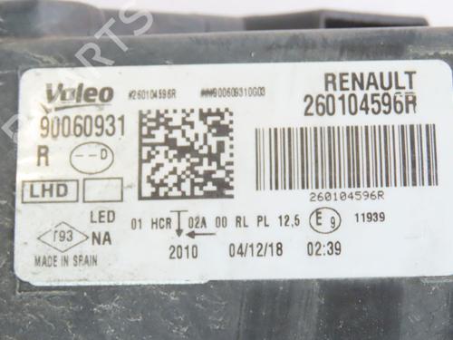 Used Right headlight RENAULT MEGANE IV Hatchback (B9A/M/N_) 1.3 TCe 160 (B9NC) (159 hp) 28033554