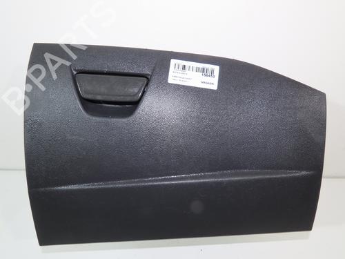 glove-box-ford-focus-iii-turnier-16-flexifuel-1771929-2010-2011-2012-2013-2014-2015-2016-2017-2018-2019-2020-15723453 main image