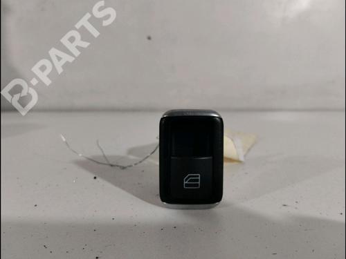 Used Left rear window switch MERCEDES-BENZ GLA-CLASS (X156) GLA 180 CDI / d (156.912) (109 hp) 11725626