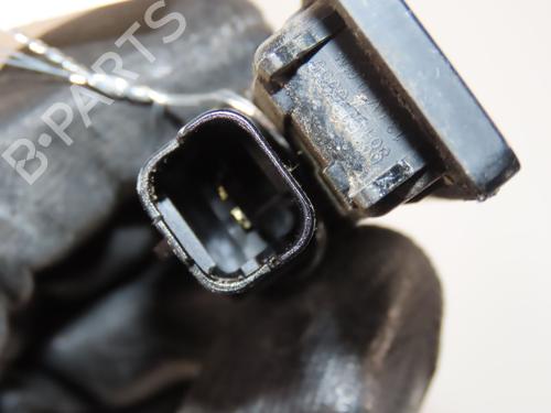 Nummerpladelys PEUGEOT 208 II (UB_, UP_, UW_, UJ_) 1.2 PureTech 100 (101 hp) 31605719