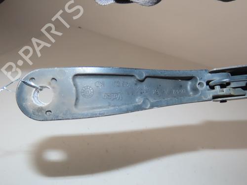 Used Front windshield wiper arm CITROËN DS3 (SA_) 1.6 HDi 90 (92 hp) 31843974