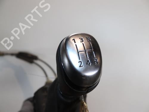 Used Gear lever Gear lever RENAULT CLIO IV (BH_) 0.9 TCe 90 (BHNF, BHMA, BHMH, BHJK, BHJR) (90 hp) 40162531 40162531