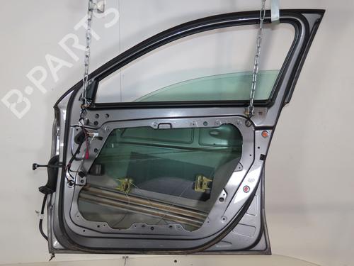right-front-door-mercedes-benz-a-class-w177-2018-39084566 main image
