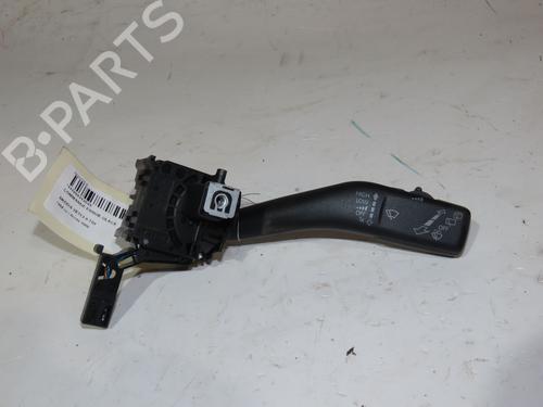 Used Steering column stalk SKODA YETI (5L) 2.0 TDI (110 hp) 19701952