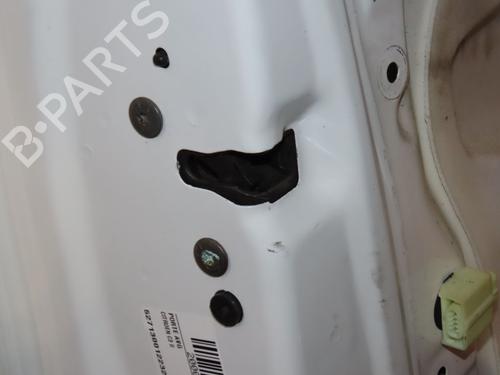 Used Left front door Left front door 37162711 37162711