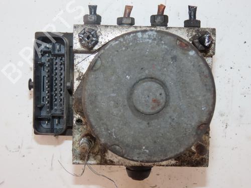 Used ABS pump RENAULT TRAFIC II Bus (JL) 2.0 dCi 115 (114 hp) 28206253