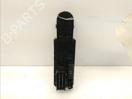 Used Left front window switch CITROËN DS3 (SA_) 1.6 HDi 90 (92 hp) 14961122