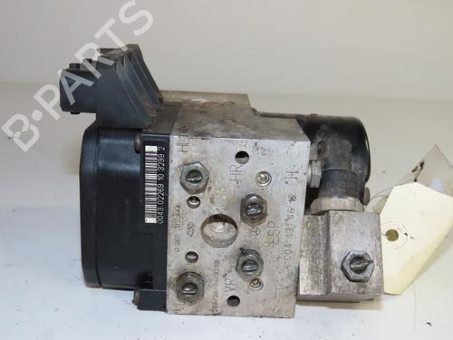 Used ABS pump ABS pump MERCEDES-BENZ S-CLASS (W220, V220) S 400 CDI (220.028, 220.128) (250 hp) 31935632 31935632