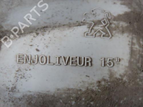 Used Hub cap Hub cap PEUGEOT 208 I (CA_, CC_) 1.6 HDi / BlueHDi 75 (75 hp) 33744549 33744549