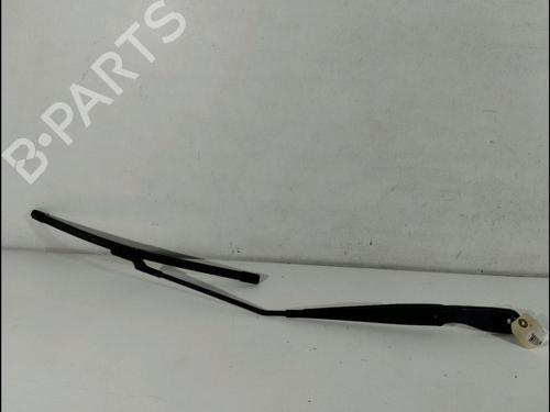Used Front windshield wiper arm VOLVO V50 (545) 2.0 D (136 hp) 14900930