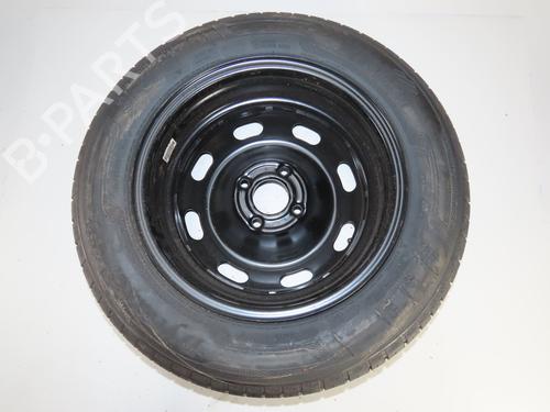 Używane Zestaw narzędzi / podnośnik CITROËN C3 III (SX) 1.2 VTi 82 (82 hp) 29846058