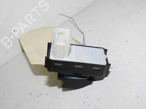 Used Right rear window switch PEUGEOT 208 II (UB_, UP_, UW_, UJ_) 1.2 PureTech 100 (101 hp) 16893559