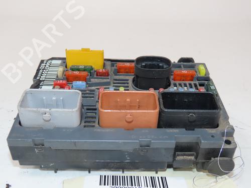 Fuse box CITROËN C5 III Break (RW_) 1.6 HDi 110 | BP37083749E1 - Image 2