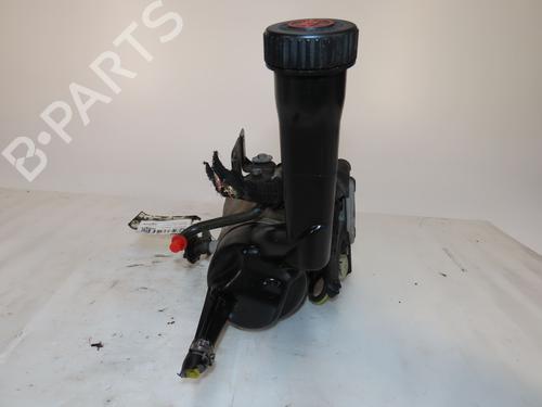 Used Steering pump PEUGEOT 308 I (4A_, 4C_) 1.6 HDi (92 hp) 17869040