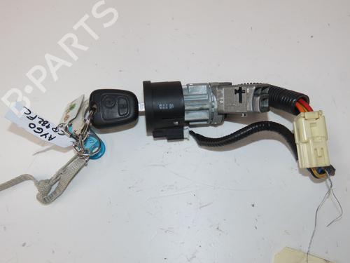Used Ignition barrel Ignition barrel TOYOTA AYGO (_B1_) 1.0 (KGB10_, KGB10R) (68 hp) 36100533 36100533