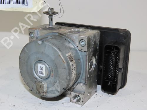Used ABS pump RENAULT MEGANE IV Grandtour (K9A/M/N_) 1.5 dCi 110 (110 hp) 15009048