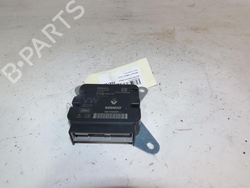Used ECU airbags RENAULT TWINGO III (BCM_, BCA_) 0.9 TCe 90 (BCM9, BCM2) (90 hp) 19784899