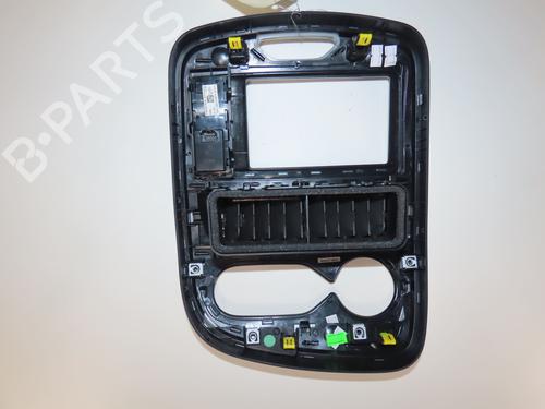 Used Middle console RENAULT ZOE (BFM_) ZOE (BFMD) (109 hp) 30291823