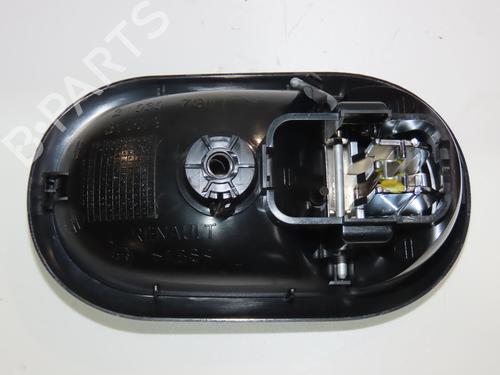 Used Front left interior door handle Front left interior door handle SMART FORFOUR Hatchback (453) electric drive (453.091) (82 hp) 33478923 33478923