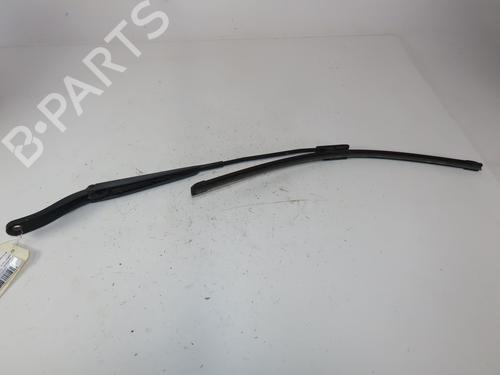 front-windshield-wiper-arm-renault-clio-iii-br01-cr01-2005-2006-2007-2008-2009-2010-2011-2012-2013-2014-38608981 main image
