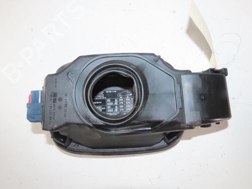 fuel-flap-mercedes-benz-cla-coupe-c117-2013-2014-2015-2016-2017-2018-2019-37480081 main image