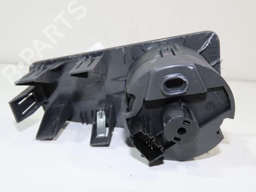 Used Headlight switch VW TIGUAN ALLSPACE (BW2, BJ2) 2.0 TDI (150 hp) 16203668