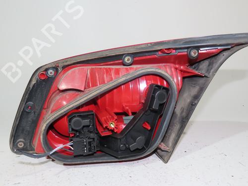 left-tailgate-light-renault-vel-satis-bj0_-2002-24489859 main image