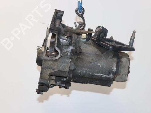 Used Gearbox PEUGEOT 106 I (1A, 1C) 1.4 D (50 hp) 19178417