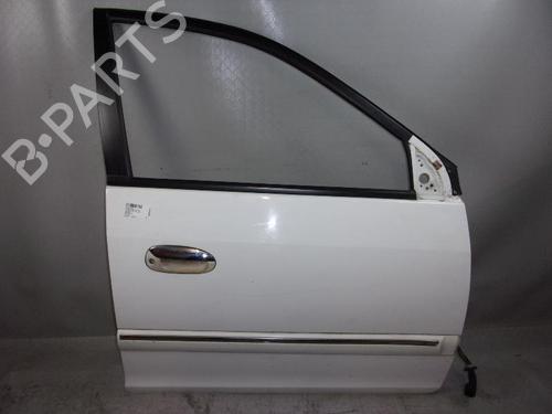 Used Right front door KIA CARENS II MPV (FJ) 2.0 CRDi (113 hp) 23162729
