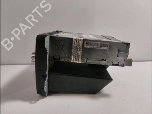 Used Radio VW POLO V (6R1, 6C1) 1.2 TDI (75 hp) 10524200