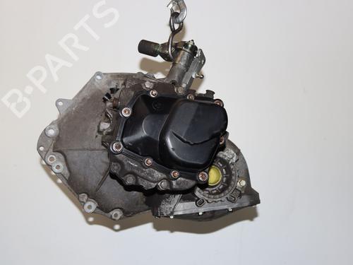 Used Gearbox OPEL CORSA C (X01) 1.0 (F08, F68) (60 hp) 10769720