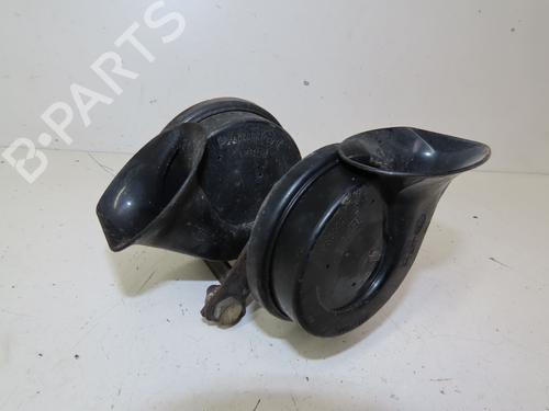Used Horn VW POLO (9N_, 9A_) 1.4 16V (75 hp) 17086081