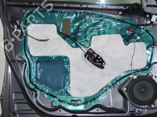 Dør venstre fortil TOYOTA RAV 4 III (_A3_) 2.2 D (ALA35_) (150 hp) 31277298