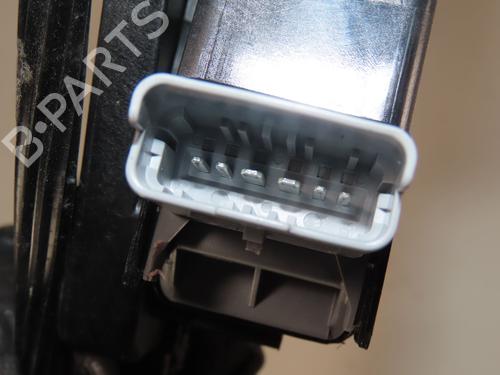 Used Front left window mechanism OPEL CORSA F (P2JO) 1.2 (68) (75 hp) 30164739