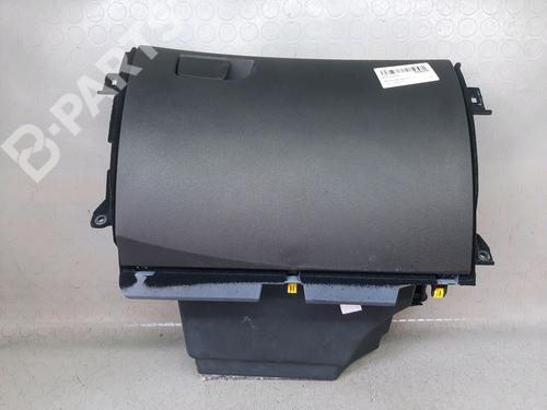 Used Glove box Glove box RENAULT MEGANE IV Hatchback (B9A/M/N_) 1.2 TCe 130 (B9MR) (130 hp) 9015069 9015069
