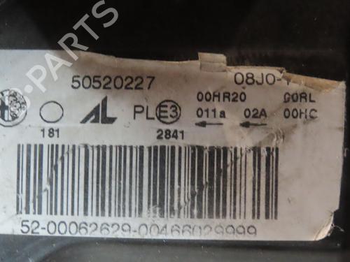 Używane Lampa przednia prawa ALFA ROMEO GIULIETTA (940_) 1.6 JTDM (940FXD1A) (105 hp) 29929906