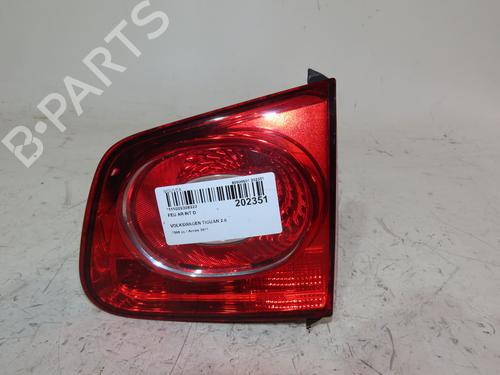 Used Right tailgate light VW TIGUAN (5N_) 2.0 TDI (140 hp) 19578683