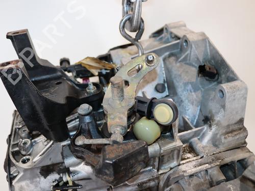 gearbox-peugeot-407-coupe-6c_-2005-39996651 main image