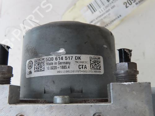 abs-pump-vw-golf-vii-5g1-bq1-be1-be2-2012-2013-2014-2015-2016-2017-2018-2019-2020-2021-26014625 main image