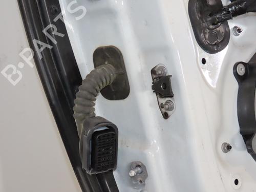 Used Right front door Right front door RENAULT LATITUDE (L70_) 2.0 dCi 150 (L70H) (150 hp) 39698626 39698626