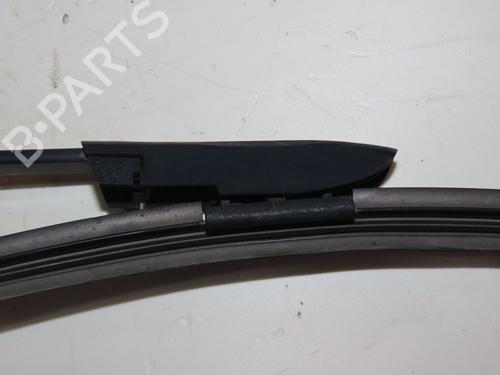 Vindspejlsviskerarm Vindspejlsviskerarm RENAULT MEGANE III Hatchback (BZ0/1_, B3_) 1.5 dCi (BZ09, BZ0D, BZ1W, BZ29, BZ14) (110 hp) 39893504 39893504
