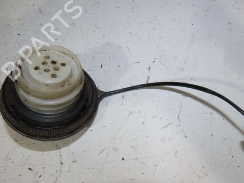 fuel-flap-nissan-nv200-van-2010-23159357 main image