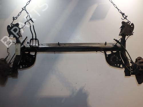 Used Rear axle RENAULT CLIO III (BR0/1, CR0/1) 1.6 16V GT (BR10, CR10) (128 hp) 31151941