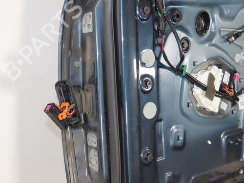 Used Right front door Right front door VW GOLF PLUS V (5M1, 521) 1.9 TDI (90 hp) 33401144 33401144