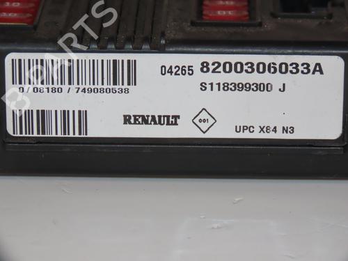 Boîte à Fusibles RENAULT MEGANE II Coupé-Cabriolet (EM0/1_) 2.0 | BP29901596E1