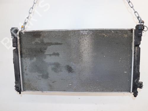 Used Water radiator Water radiator 37083752 37083752