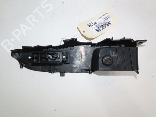 Używane Przełącznik Przełącznik MAZDA 2 (DE_, DH_) 1.3 (DE3FS) (75 hp) 37162697 37162697