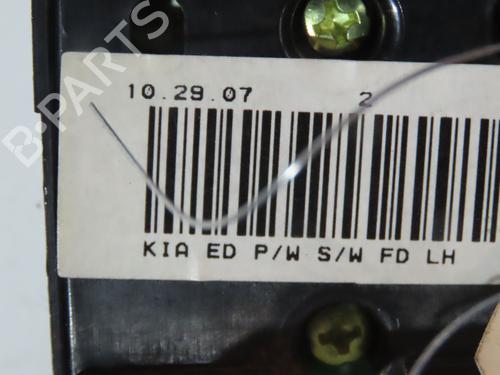 Used Left front window switch KIA CEE'D Hatchback (ED) 1.6 CRDi 90 (90 hp) 28068185